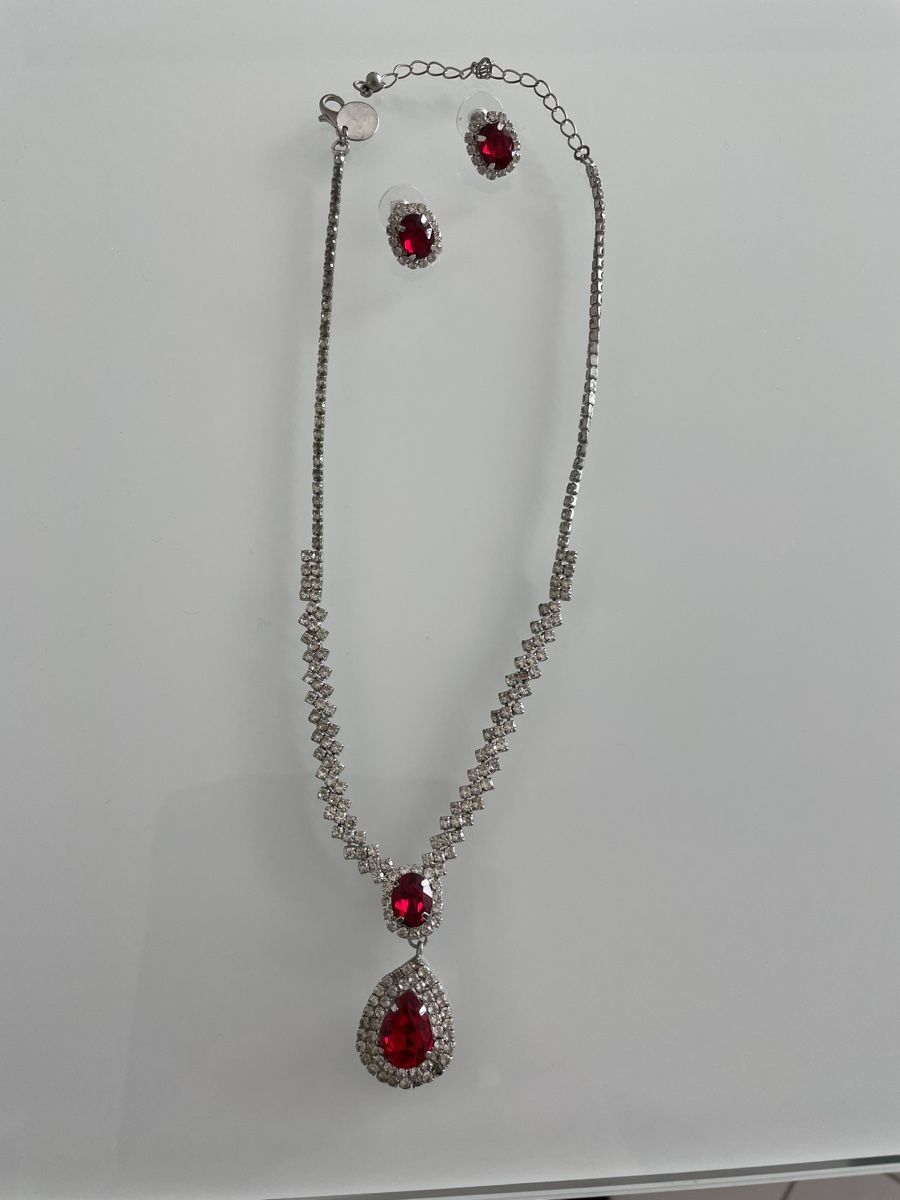 Catenine: Schmuckset Kette mit Ohrstecker – Usato da Rüti ZH venduto da kar_xx9l 3