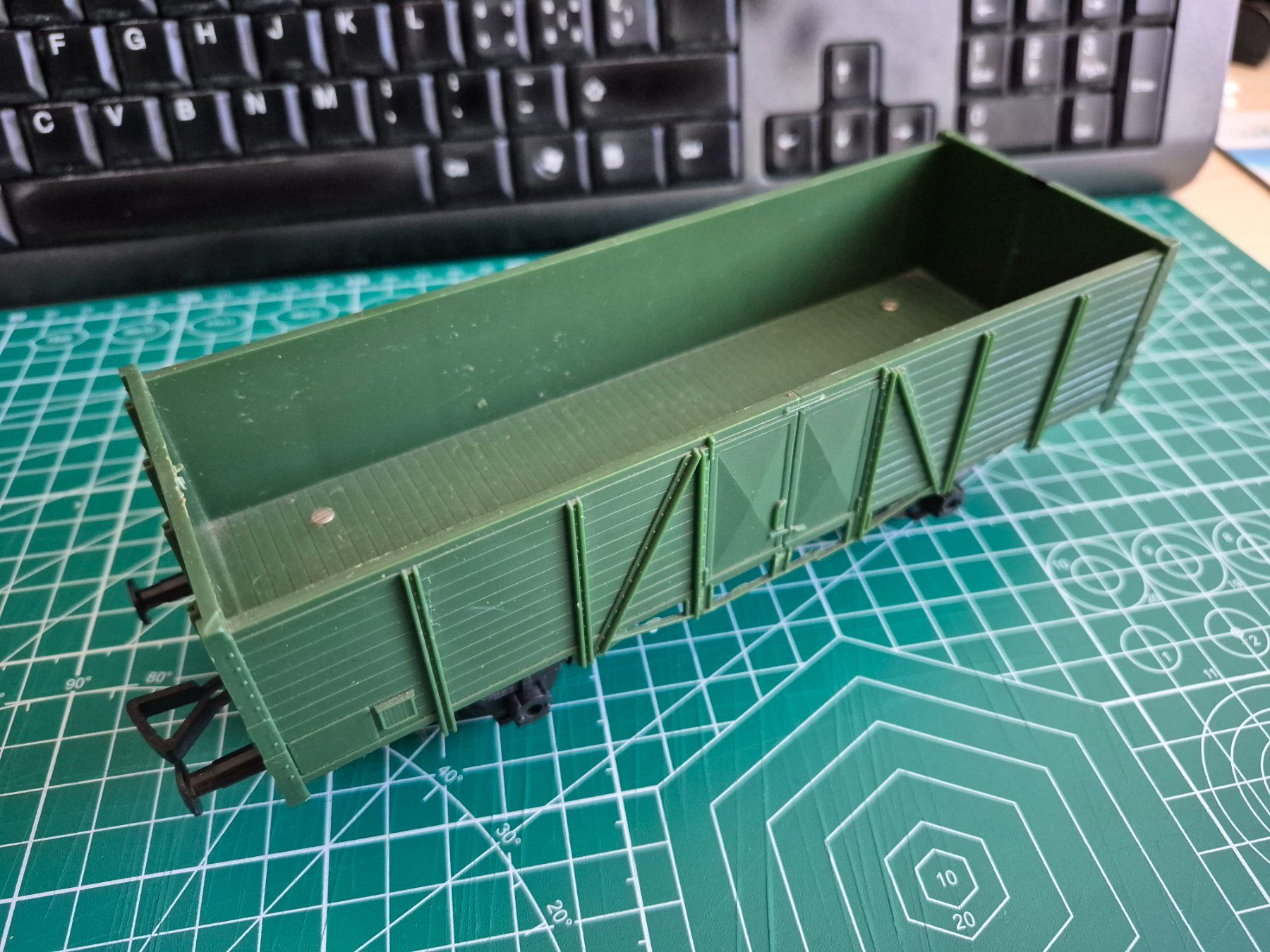 Modelleisenbahnen: Güterwagen Spurweite 32 mm, unbekannt – Gebraucht aus Therwil von stiwi_6571