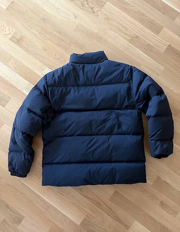 New Balance Jacken: New Balance Daunenjacke schwarz – Gebraucht aus Gelterkinden von RYB01 1