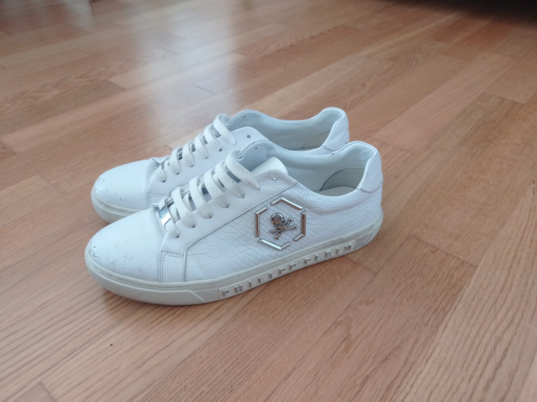 Philipp Plein Scarpe da uomo: Philipp Plein Sneaker weiss Größe 44 – Usato da Hochdorf venduto da b1.p