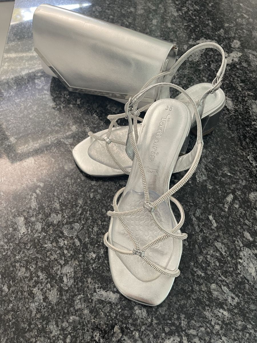 Tamaris Scarpe da donna: Hochzeitsaccessoire zu verkaufen – Usato da Heimberg venduto da Laba0 3