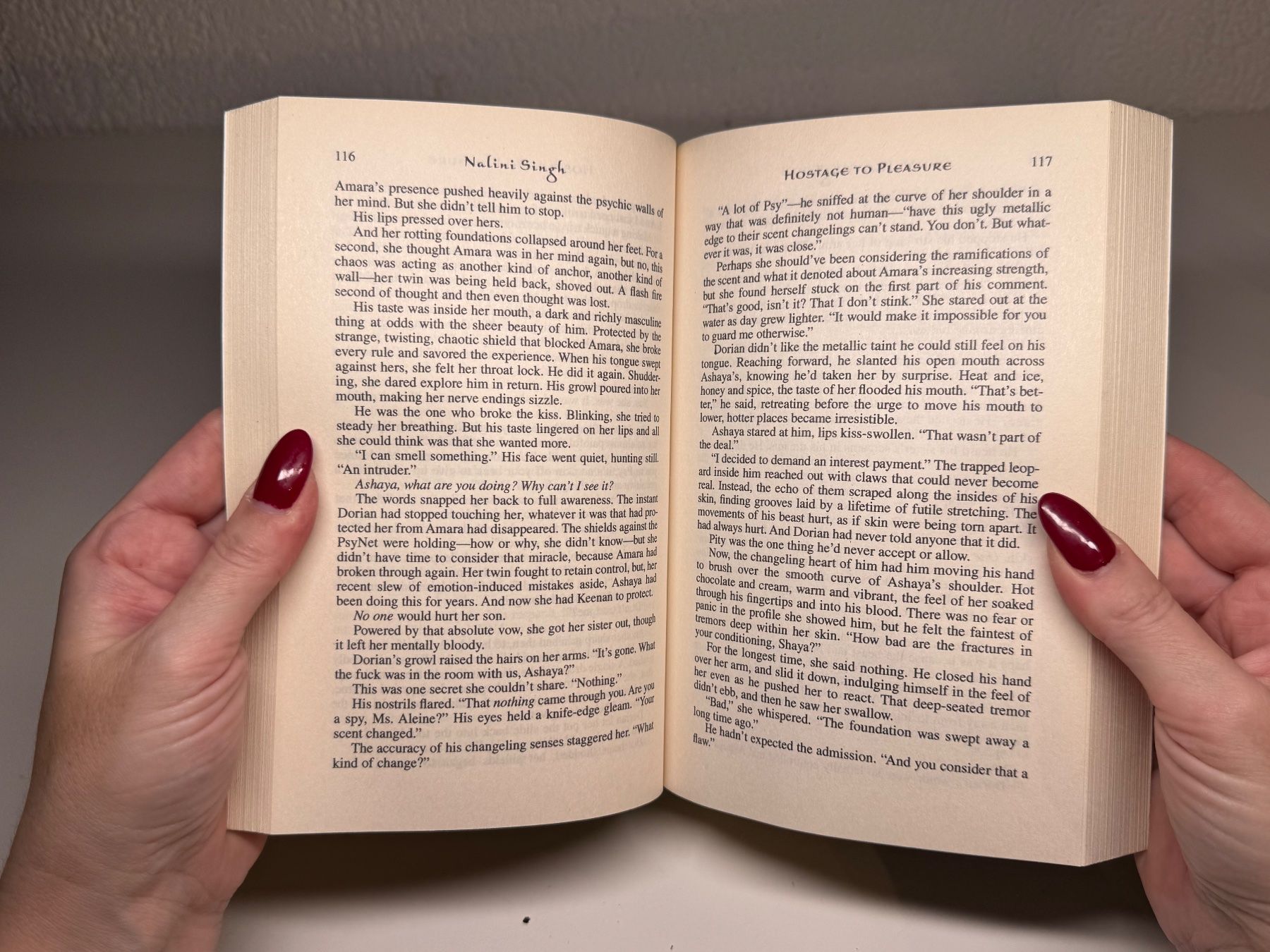 Bücher: NOVEL: Nalini Singh, Hostage to Pleasure – Gebraucht aus Grosswangen von English_books 5