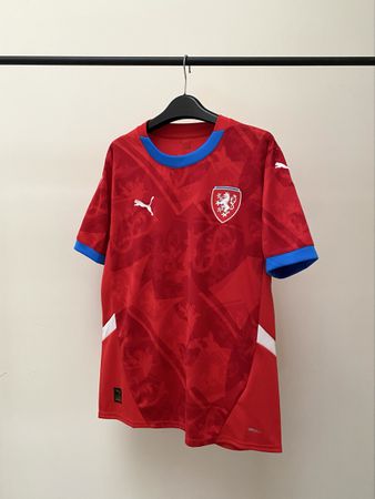 PUMA CZECH REPUBLIC FOOTBALL JERSEY 