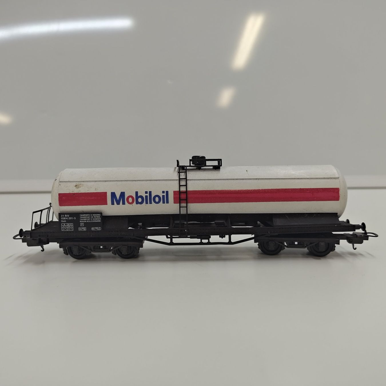 Lima Modelleisenbahnen: Lima 2903 Kesselwagen spur H0 dc – Gebraucht aus Wettingen von Wendemarket 2