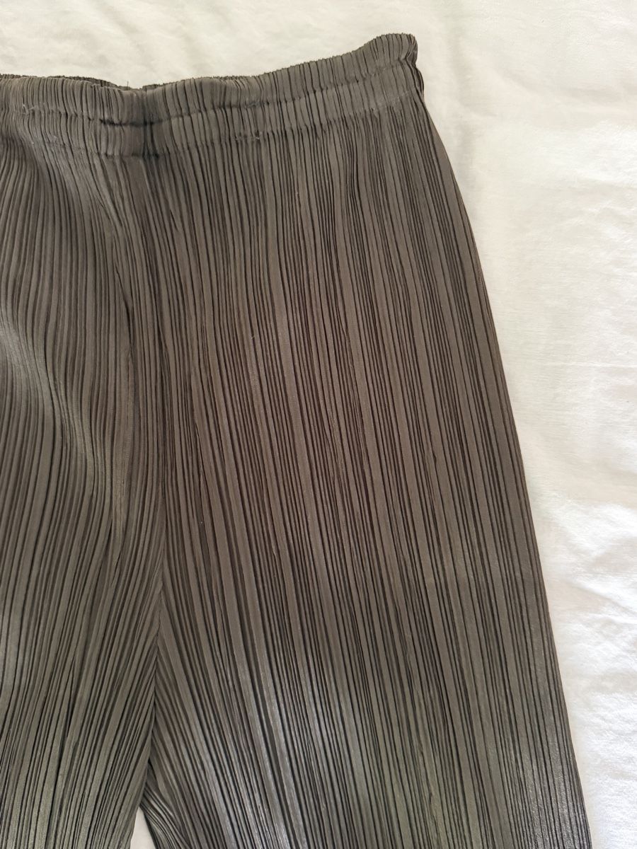 Issey Miyake Pantaloni: Issey Miyake Shorts – Usato da Zürich venduto da e.v000 2