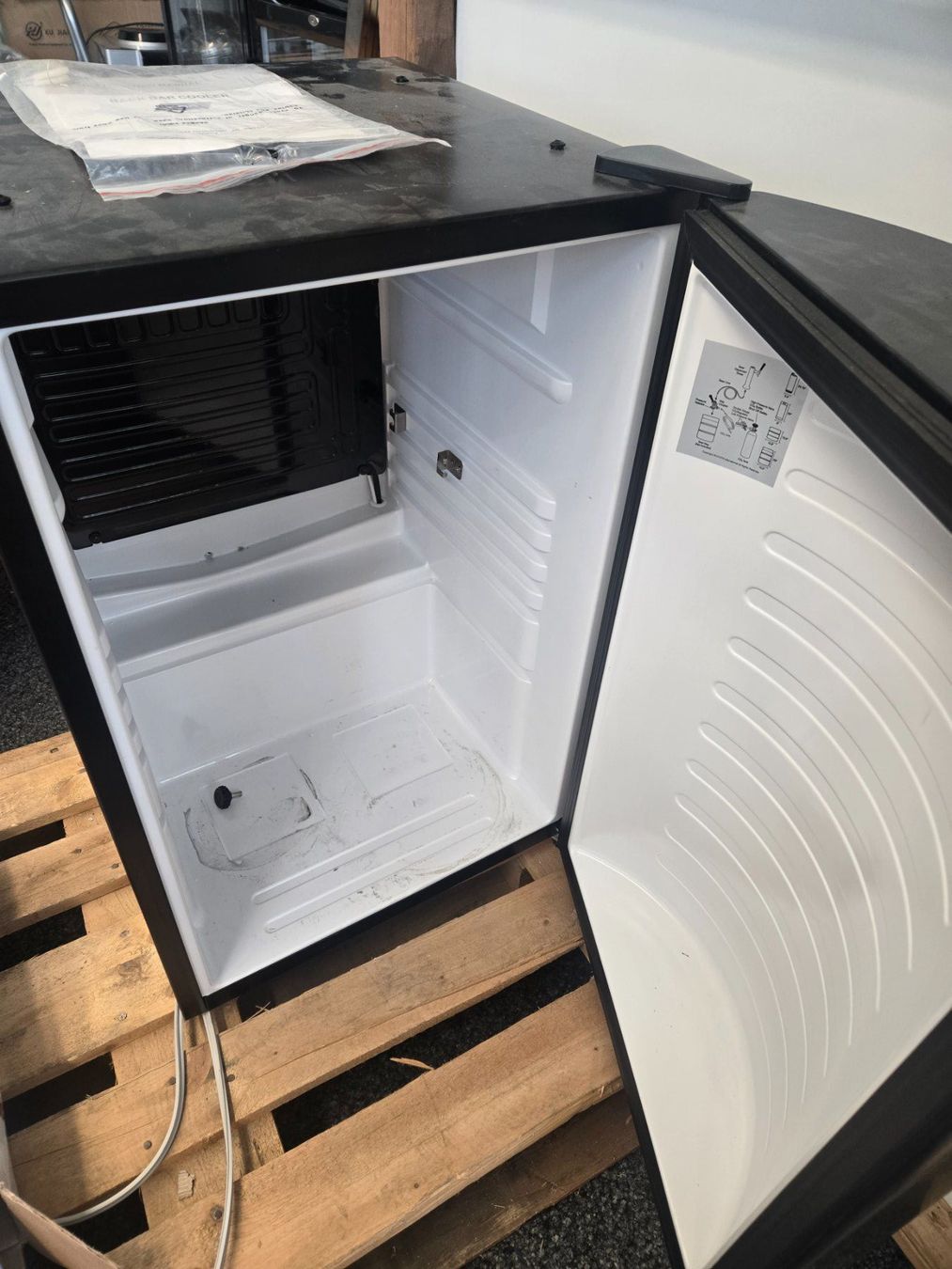 Kühlschrank: Kühler 128L – Gebraucht aus Weesen von mattea_i