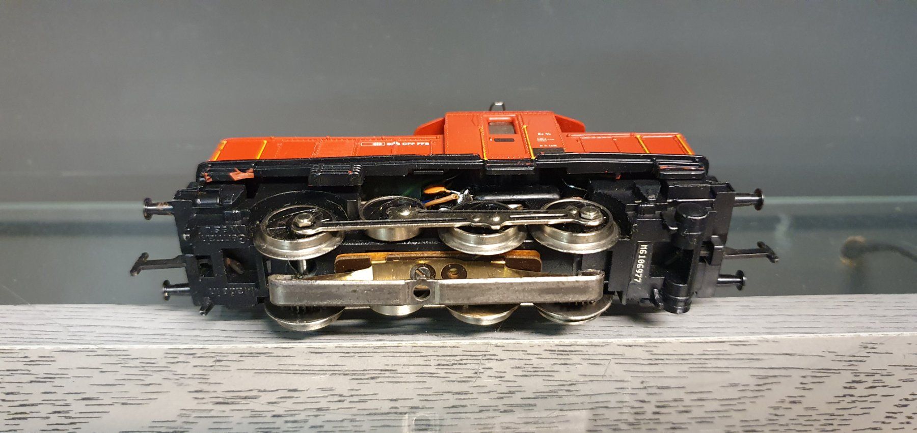 Märklin Modelleisenbahnen: MÄRKLIN: SBB RANGIERLOK Ee 3/3 ROT DIGITAL – Gebraucht aus Biglen von taunus82 6