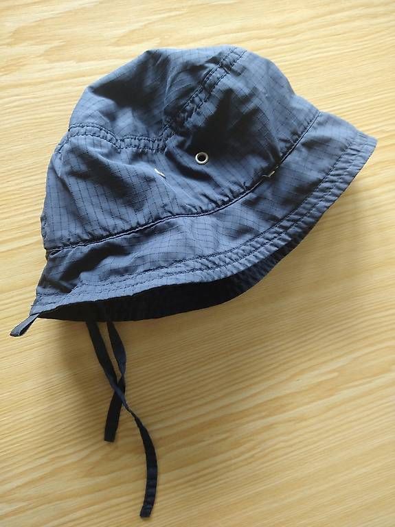 Altro abbigliamento per bambino: Sonnenhut – Usato da Ebnat-Kappel venduto da Schneehas20