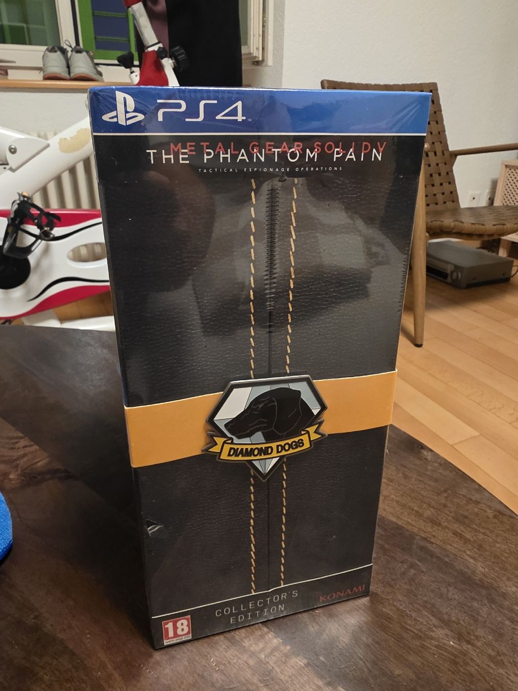 Jeux: Metal Gear Solid V Collector's Edition PS4 neu – Neuf avec emballage d'origine à Wald ZH par Okinn