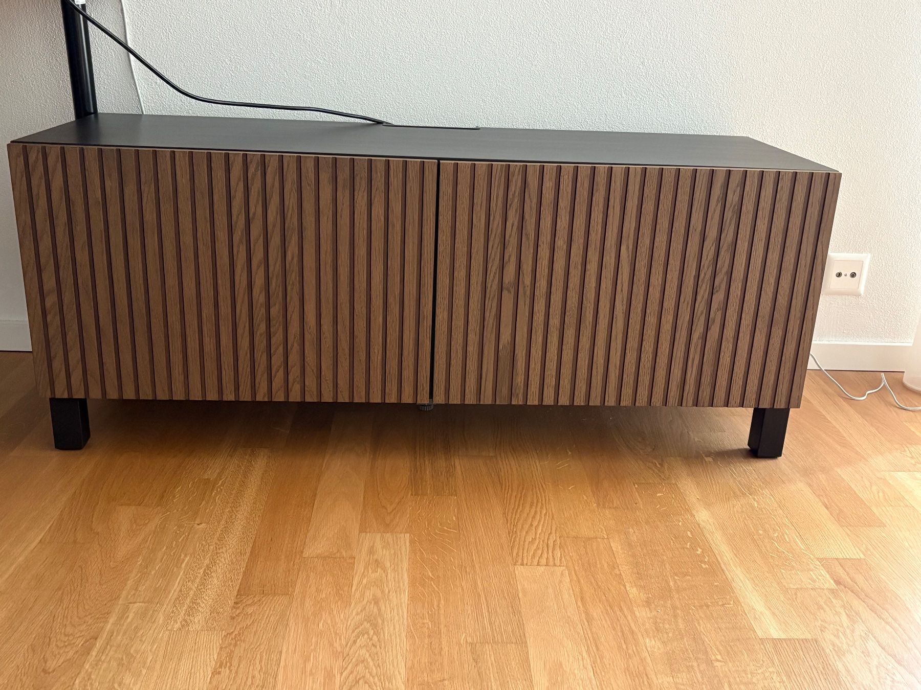 Ikea Meubles TV: IKEA BESTÅ TV-Möbel – D'occasion à Zürich par agg_hv7p 1