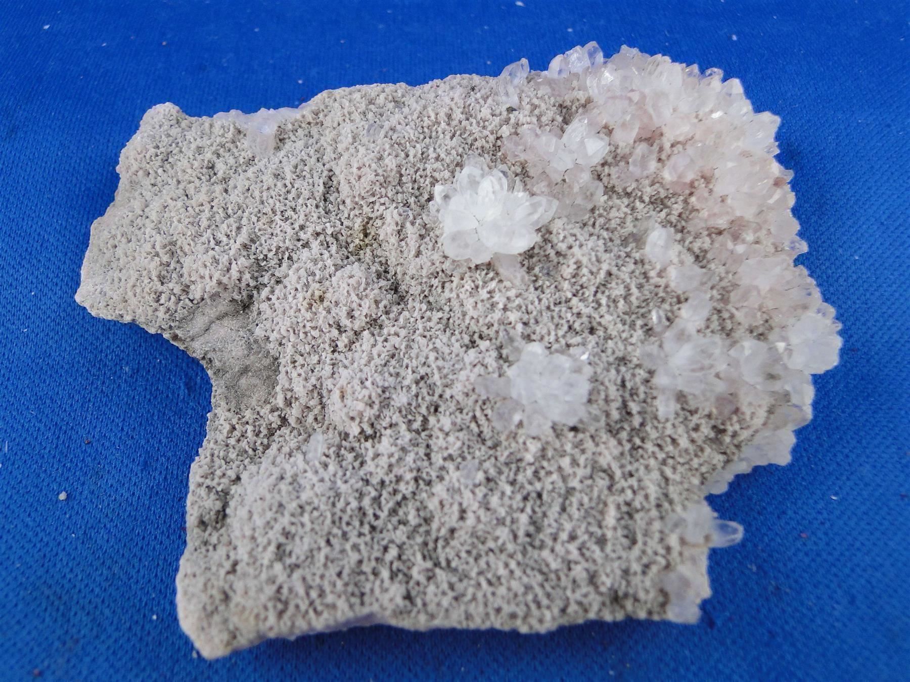Minerali & Pietre curative: Quartz auf Rhodochrosit – Usato da Schinznach Bad venduto da Demerald
