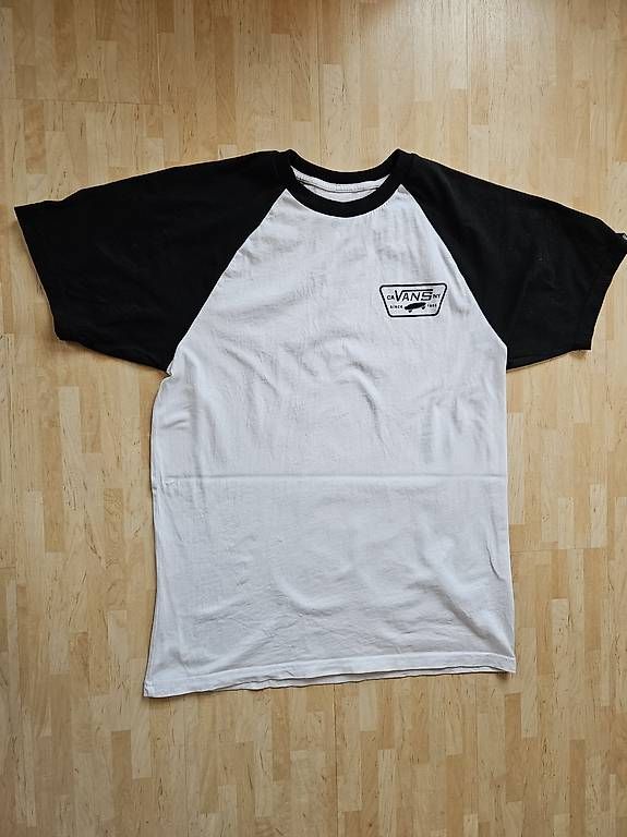 Vans T-shirt: Herren Vans T-Shirt – Usato da huttwil venduto da care.b