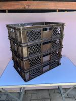 2 Lots de 4 caisses en plastiques