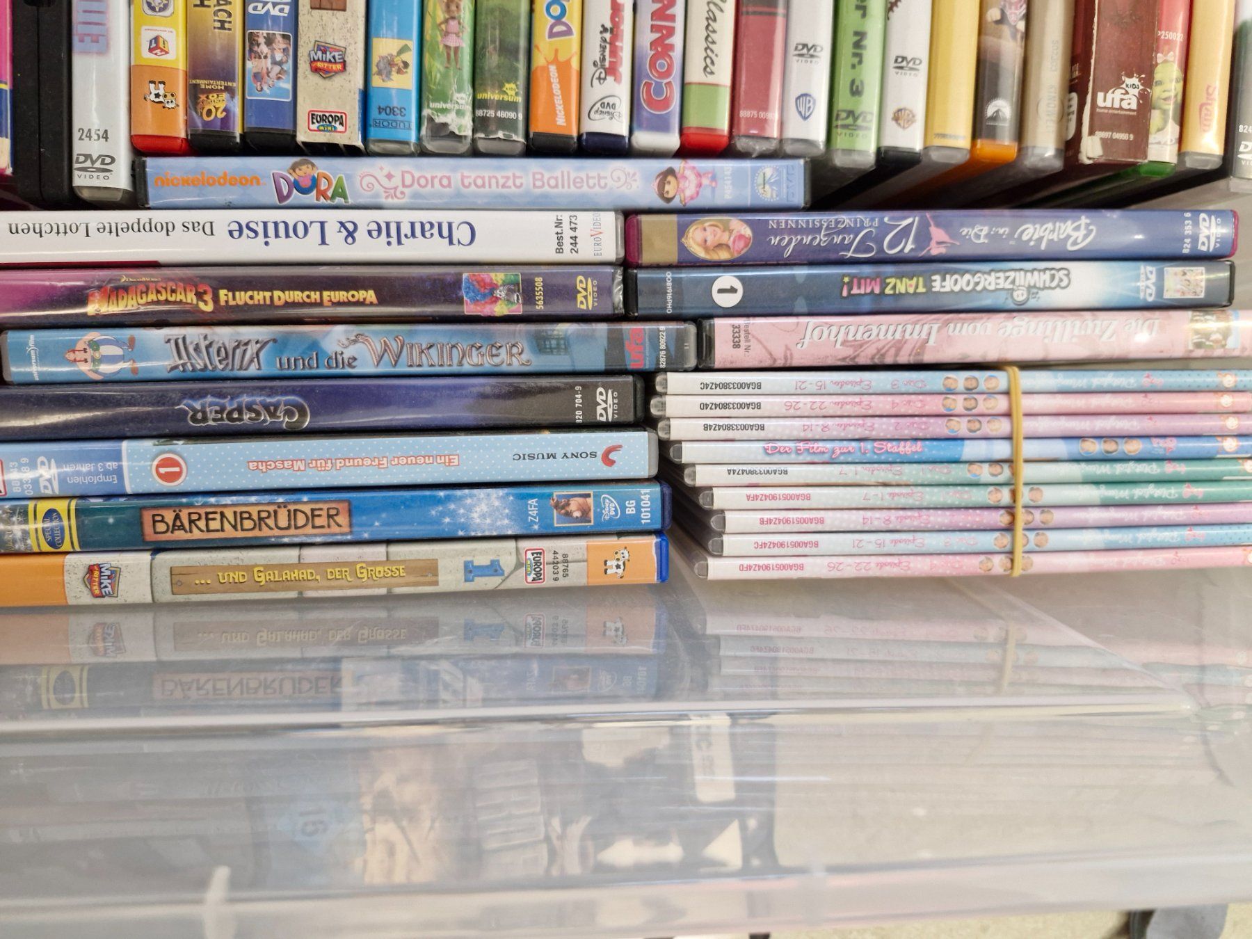 Tutti i DVDs: Kinder DvD Paket – Usato da Rümlang venduto da rafi012 1