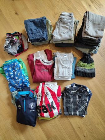Jungs Kleider