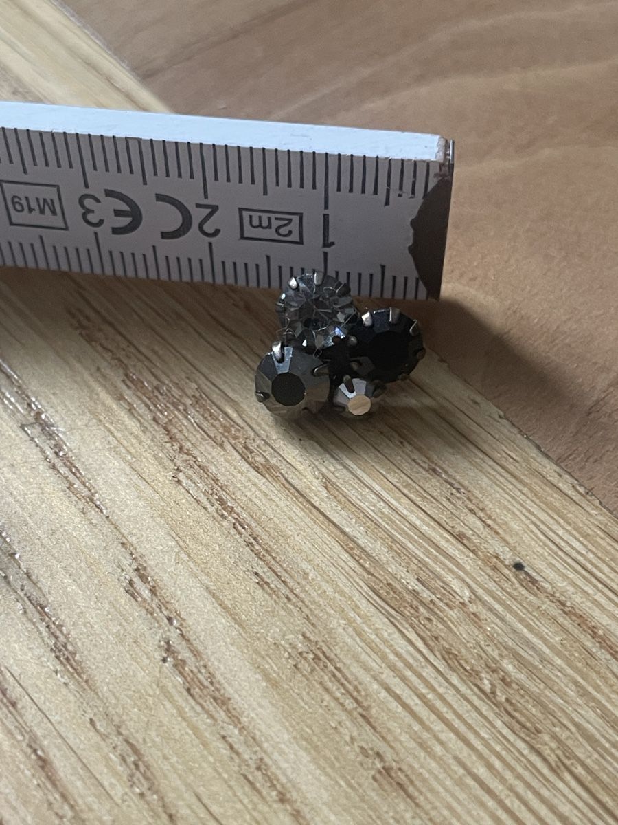 Ohrringe & -stecker: Süsse kleine Ohrstecker – Gebraucht aus Fribourg von Mymikrakra01 2