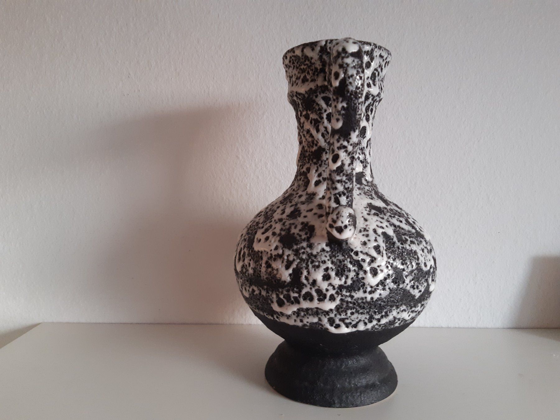 Vasi & Recipienti: Vintage Krug / Vase weiss/schwarz – Nuovo (secondo la descrizione) da Greifensee venduto da Foxglove 3