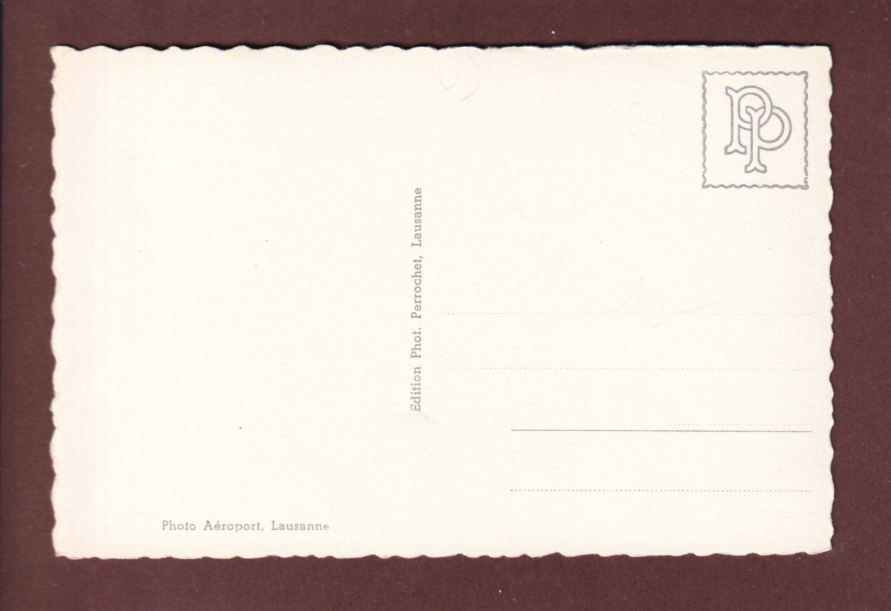 Cartes postales: LAUSANNE - Ouchy vu d'avion – D'occasion à Pully par nicecards 1