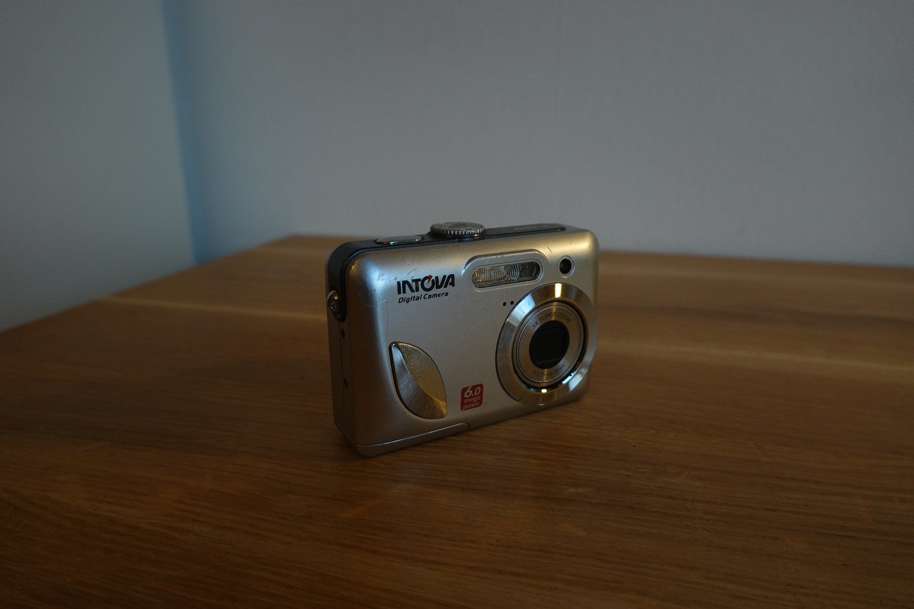 Appareil photo: Digitalkamera Intova IC 600 - Grau – Défectueux à Fribourg par mar_9vlt 2
