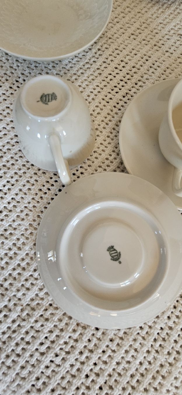Set di piatti: Altes Geschirr Lot – Usato da Belp venduto da Ginus85 1