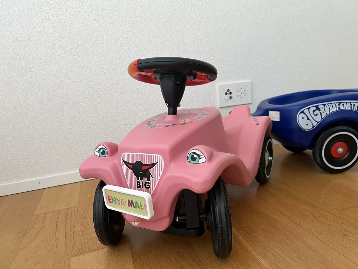 Véhicules pour enfants: Bobby Car Classic Flower – D'occasion à Rapperswil SG par renegade14
