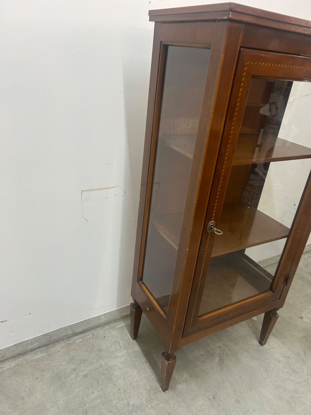 Vetrine: Vitrine Biedermeier Stil Kirschbaum 3-seitig verglast – Usato da Zürich venduto da Levelart 3