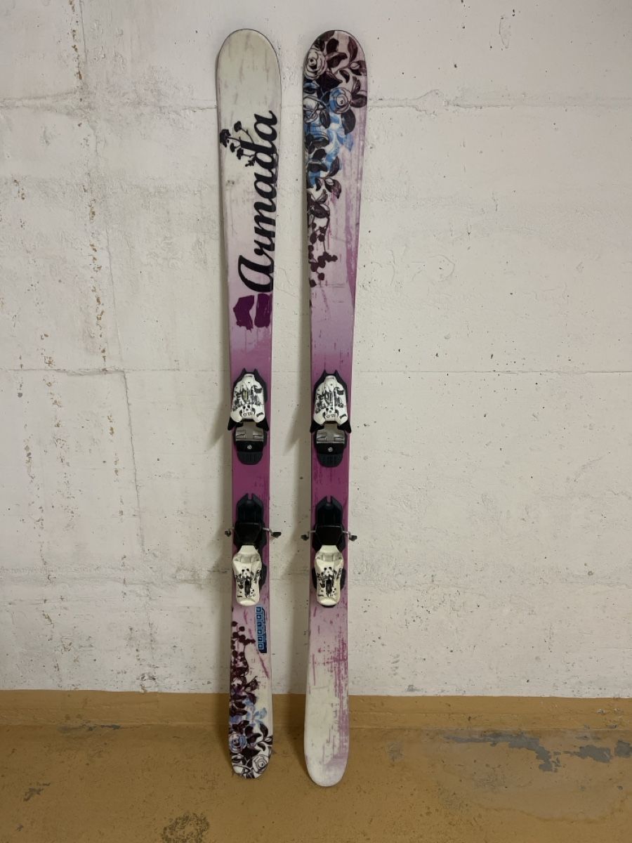 Sci: Ski Armada – Usato da Zürich venduto da Pan-Europ