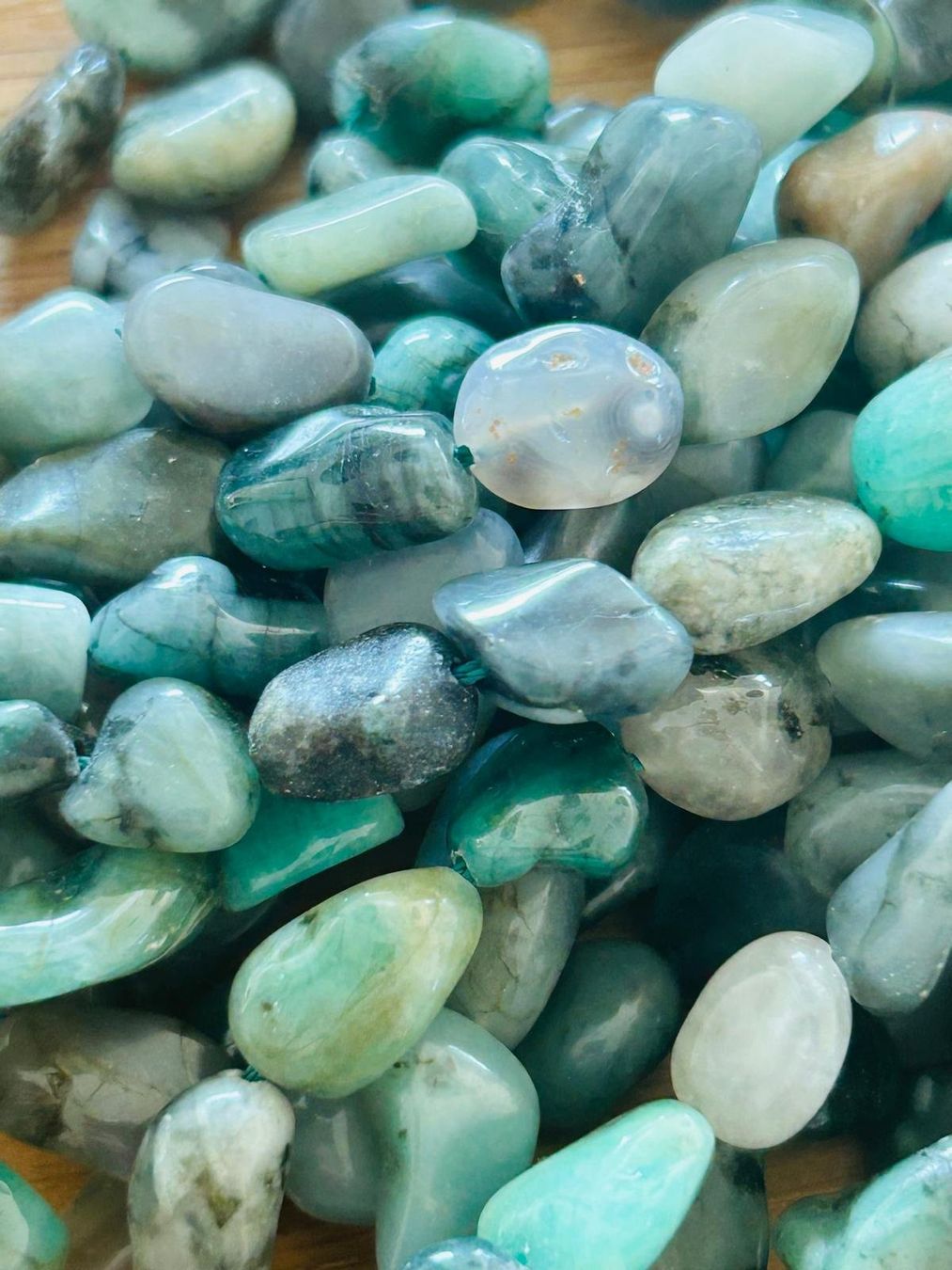 Pietre preziose: Strang echte Emerald Nuggets / stone 8-10 mm – Nuovo e nell'imballaggio originale da Niederrohrdorf venduto da Ytobi