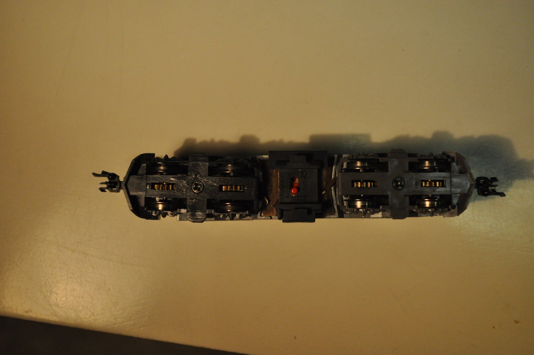 Trix Modellini di ferrovie: Minitrix SBB Re 4/4 11116 – Usato da Lauerz venduto da erevum91 4