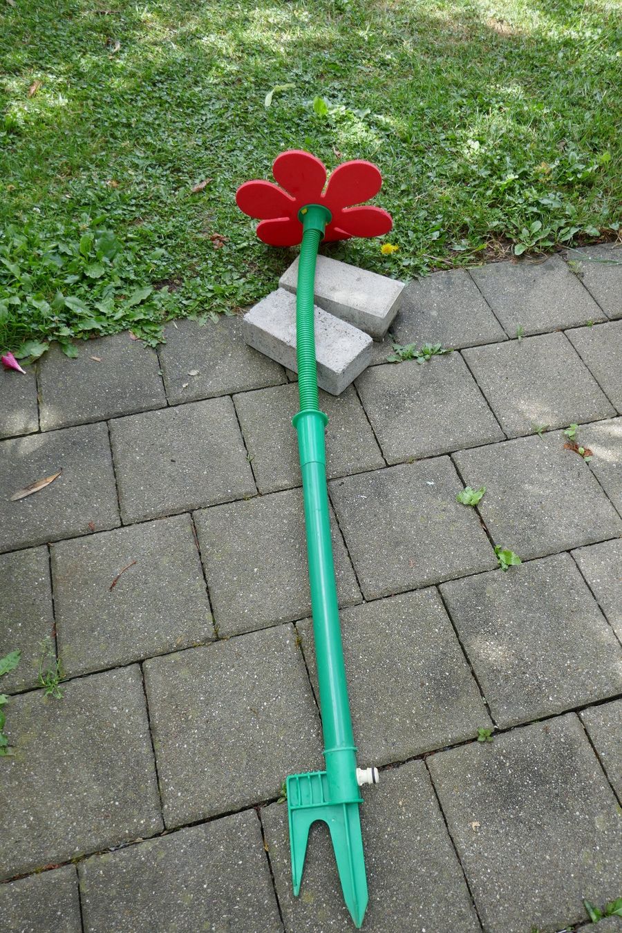 Giocattoli: Verrückte Spritzblume – Usato da Ballwil venduto da goldi360 3
