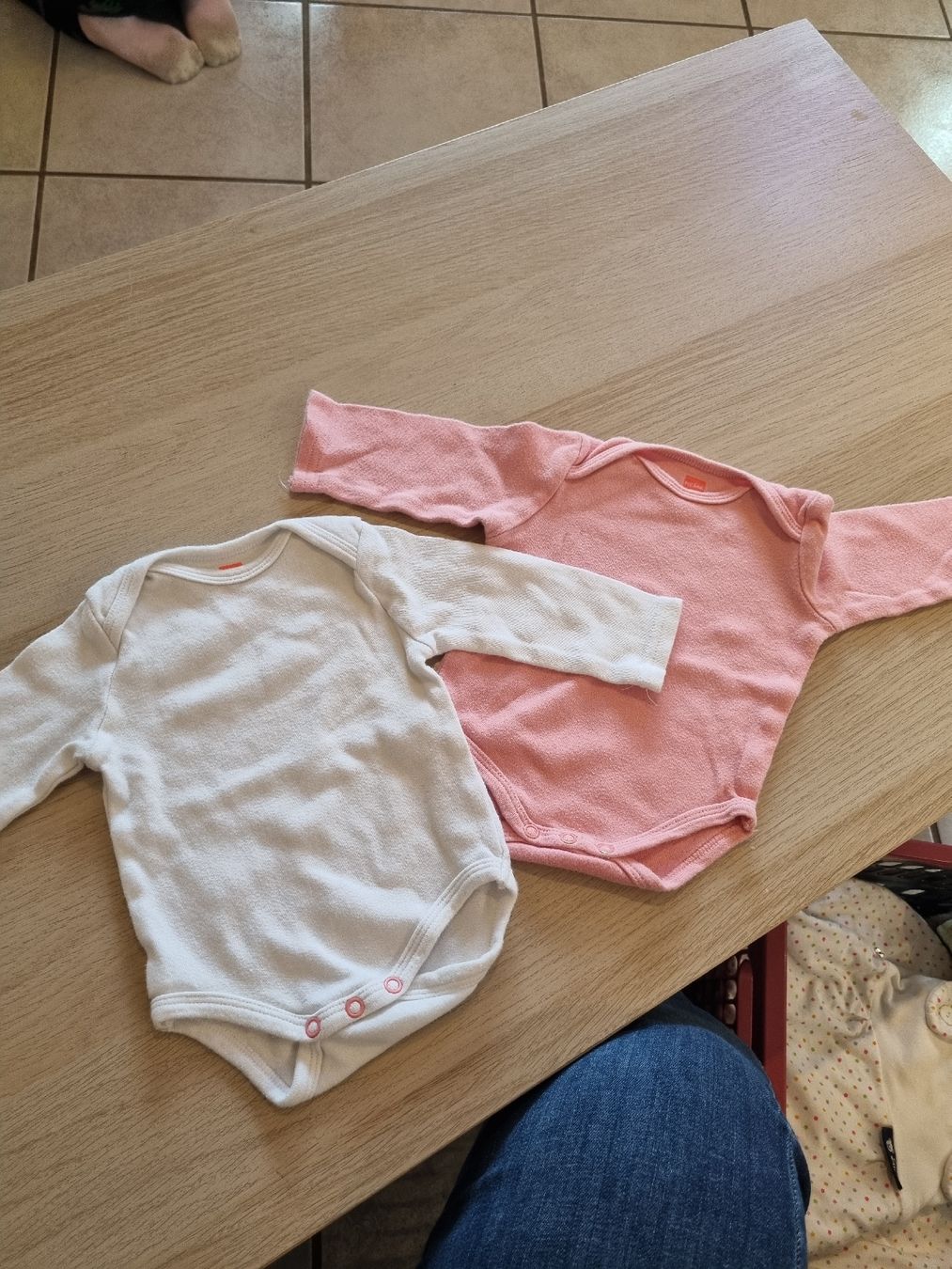Lotti & Set di vestiti: Langarmbody gr 50 /56 – Usato da Kienberg venduto da c.barelds 2