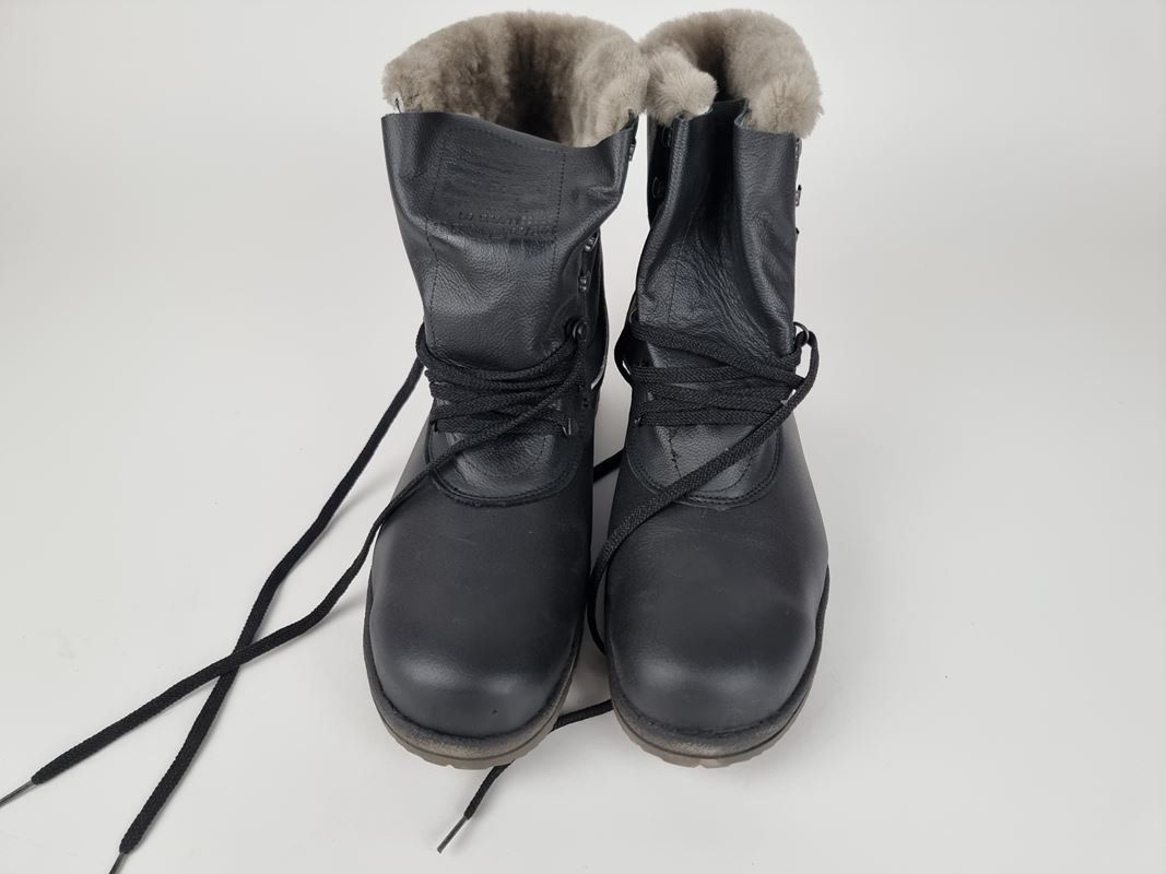 Chaussures hommes: EWS Sicherheitsschuhe – Neuf (Voir description) à Urtenen-Schönbühl par Restwert_Schoenbuehl 2