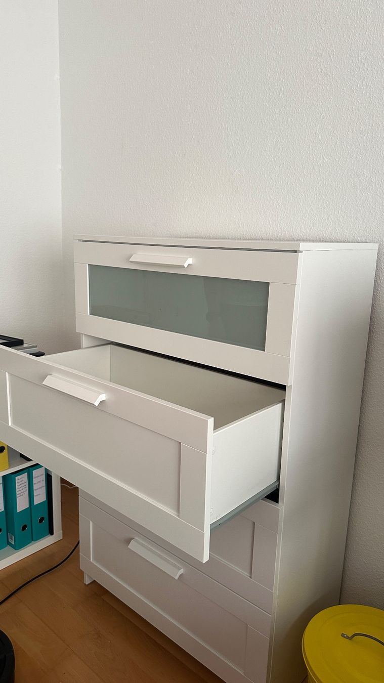 Ikea Cassettiere: Kommode weiss guter Zustand – Usato da Thun venduto da yvonne.95 1
