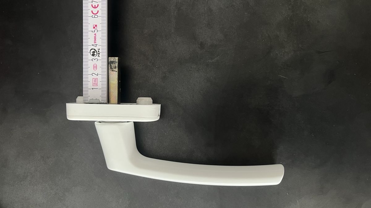 Fenster: 6x Fenstergriff EgoKiefer Kunststoff – Gebraucht aus Emmenbrücke von Hamster-Traum 1