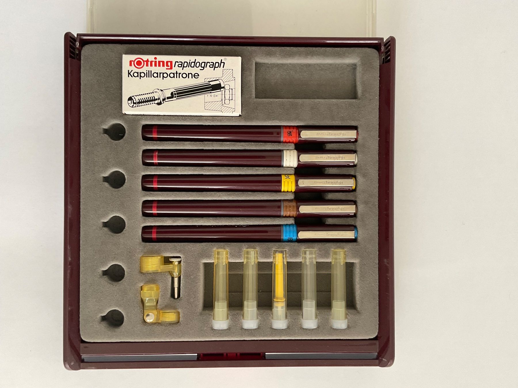 Penna & Evidenziatori: Rotring Rapidograph Set 5 Tuschefüller im Etui – Usato da Zürich venduto da sal_wlh8 1
