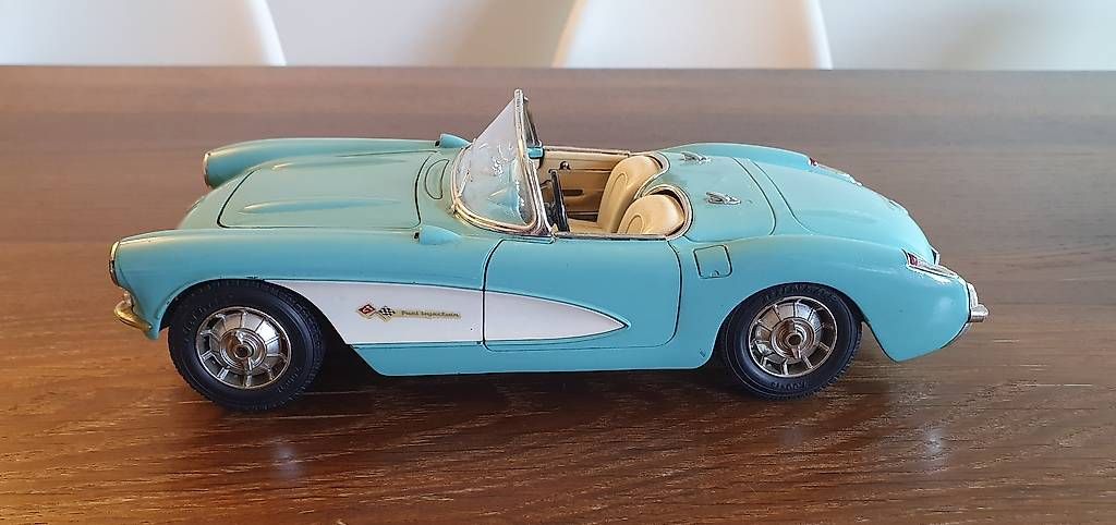 Modellini d'auto: Chevrolet Corvette (1957) – Usato da Zürich venduto da zuHause75 2
