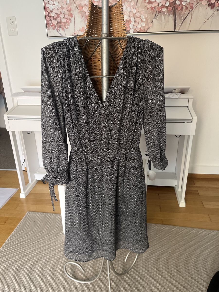 H&M Vestiti: Elegantes Kleid, H&M, 36 – Usato da Solothurn venduto da Bobesch08 3
