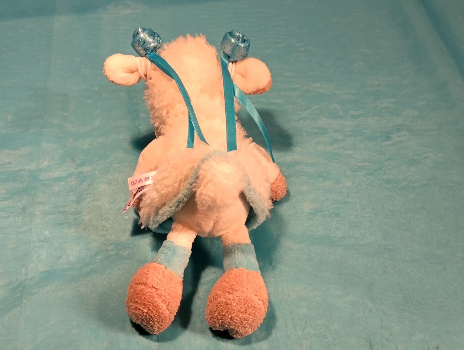 Nici Giocattoli: NICI Schaf mit Haarbändeli und Röckli, L: 20cm – Nuovo (secondo la descrizione) da Bellach venduto da JingleCherry 2