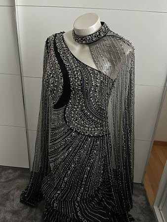 Luxuriöses schwarzes Kleid 🖤✨