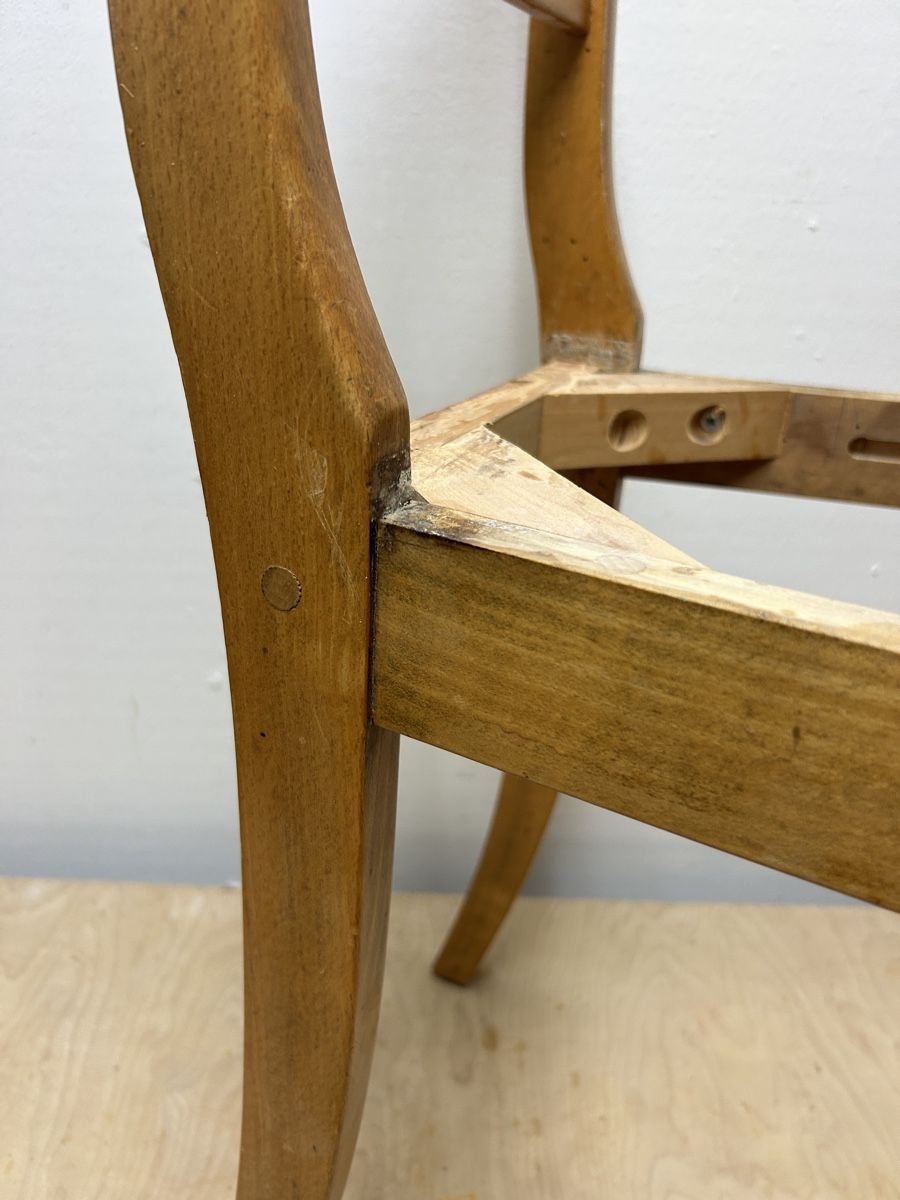 Chaises: Holzstuhl, Biedermeier unrestauriert – Défectueux à Uster par Stromboli7 1
