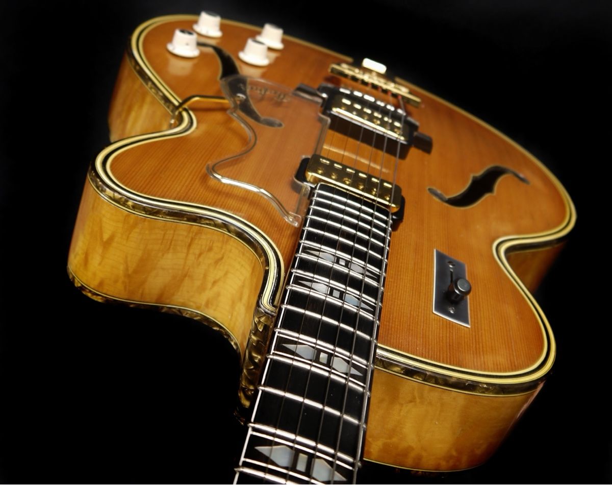 Höfner Strumenti musicali: Höfner Elektroguittare 470 S 2/E Archtop – Usato da Stetten SH venduto da nikola97
