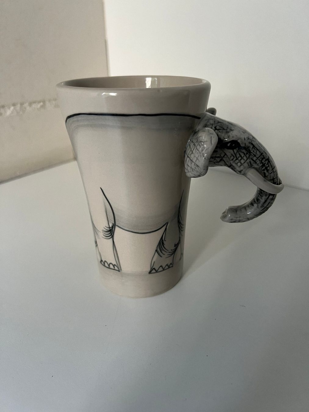 Tazze: Trinktasse Elefant – Usato da Frümsen venduto da amadiss 2
