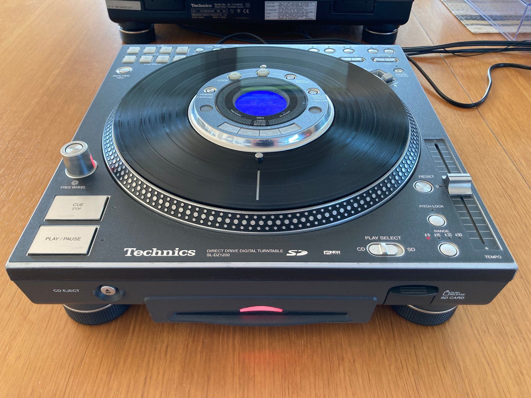 Technics Giradischi: Technics SL-DZ1200 & Magnat Sounddeck 200 – Usato da Bülach venduto da ChrisAtRicardo 1