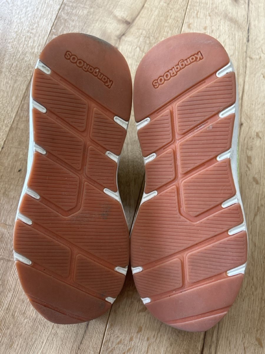 Scarpe da uomo: KangaROOS Kinderschuhe Gr. 39 – Usato da Arosa venduto da Alpech 1
