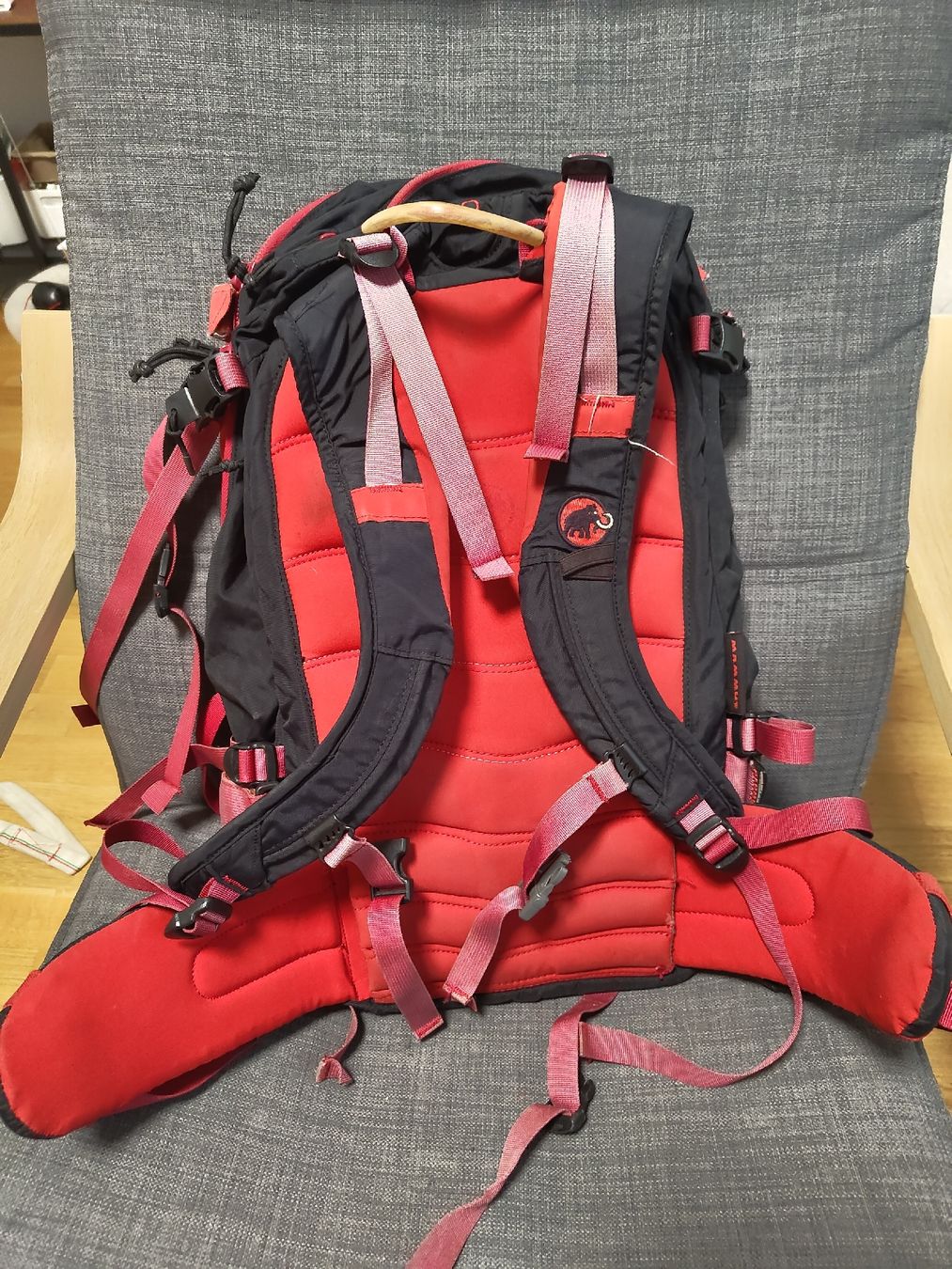 Mammut Rucksäcke: Mammut Rucksack rot/schwarz respect 30l – Gebraucht aus Bern von n.habegger 1