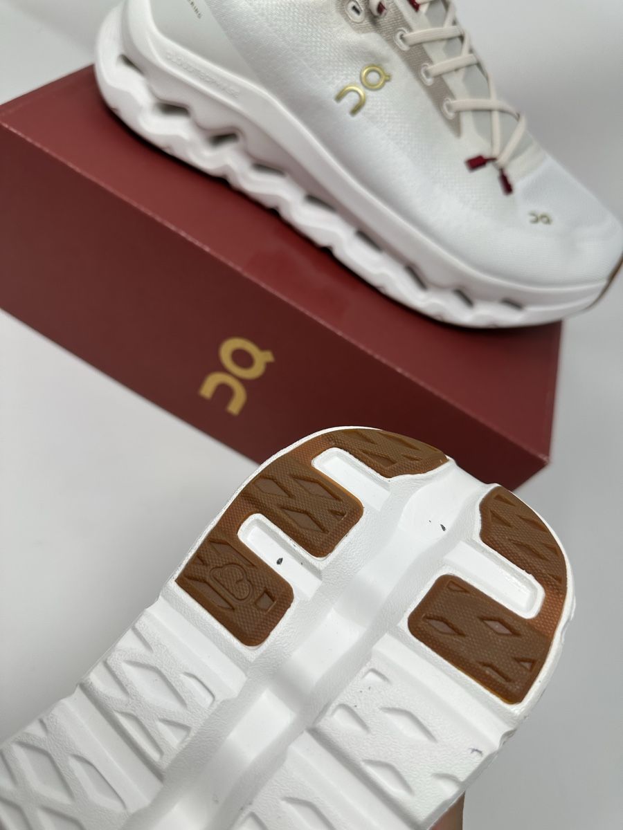 On Scarpe da uomo: On Cloud Laufschuhe Gr. 43 Pearl/Ivory – Nuovo e nell'imballaggio originale da Luzern venduto da kim221080 4