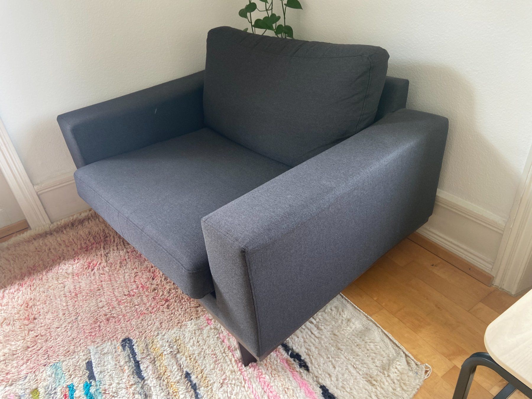 Ikea Poltrone: Gemütlicher breiter Sessel, dunkelgrau, gebraucht – Usato da Zuerich venduto da iljaja 2