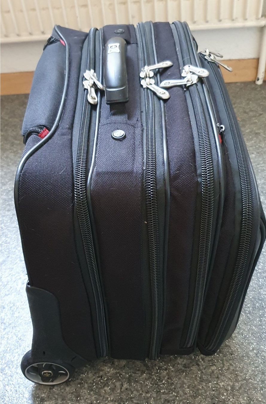 Valigie & Borse: Wenger Patriot 17" Laptoptrolley – Usato da Biel/Bienne venduto da IT_KinG 4