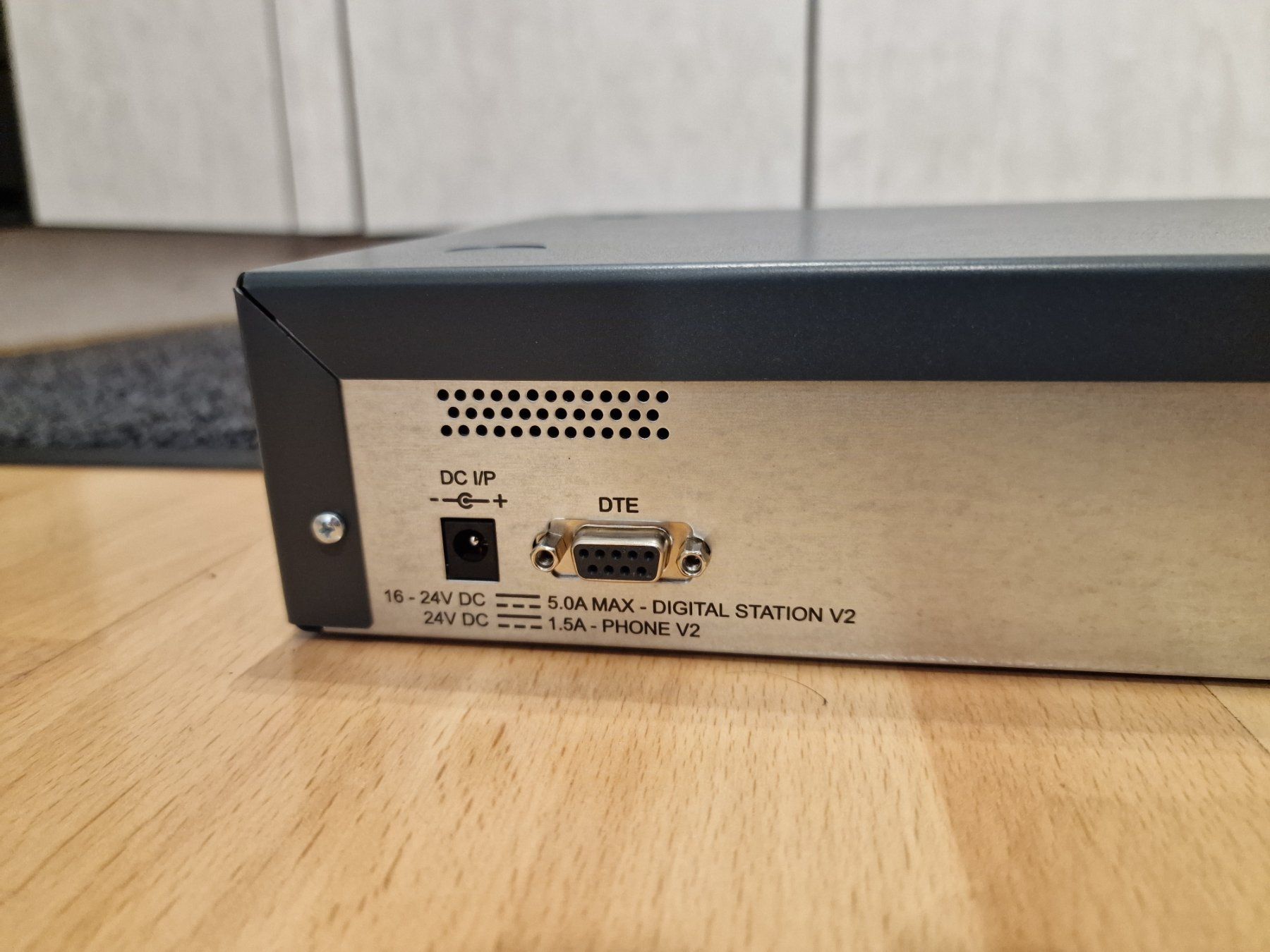 Avaya Telefoni: Avaya IP Office IP500 inkl. Modul – Usato da Buchrain venduto da Sssschaller 3