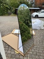 Standspiegel schwarz Bogenform mit Metallrahmen neu